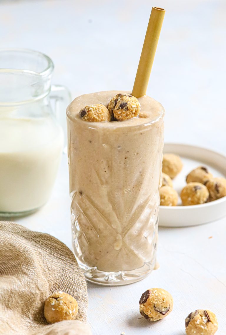 Ontbijt met deze Cookie Dough ‘Milk’shake zonder schuldgevoel ...